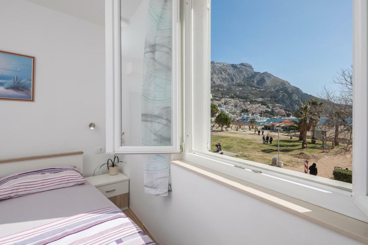 Sandy Beach Apartment 오미스 외부 사진