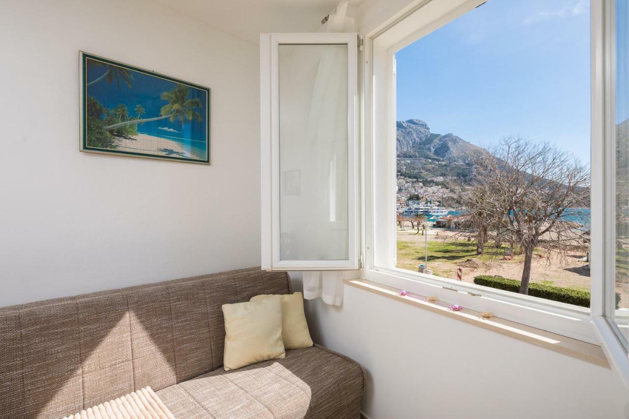Sandy Beach Apartment 오미스 외부 사진